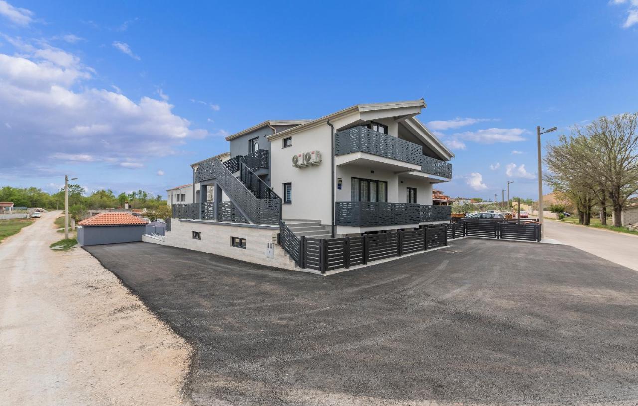 apartmani Natalija1 Poreč Buitenkant foto
